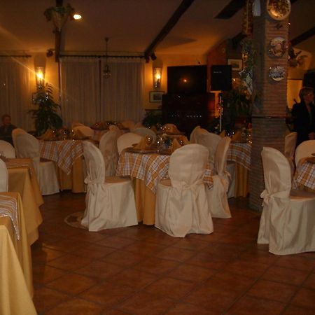 Hotel Lento Melito di Napoli エクステリア 写真