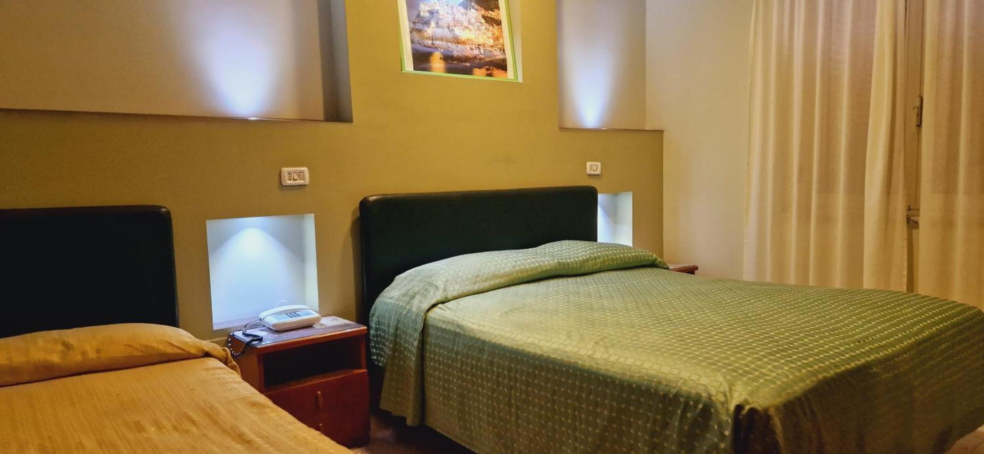 Hotel Lento Melito di Napoli エクステリア 写真