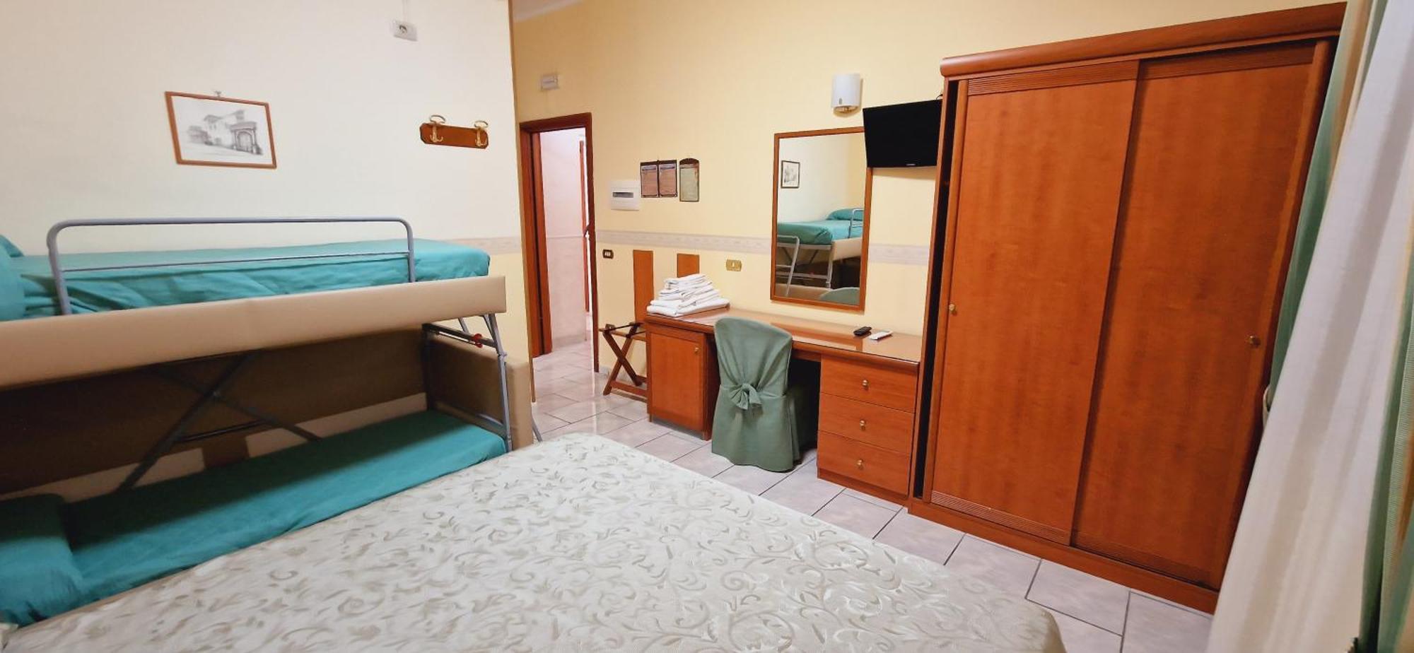Hotel Lento Melito di Napoli エクステリア 写真