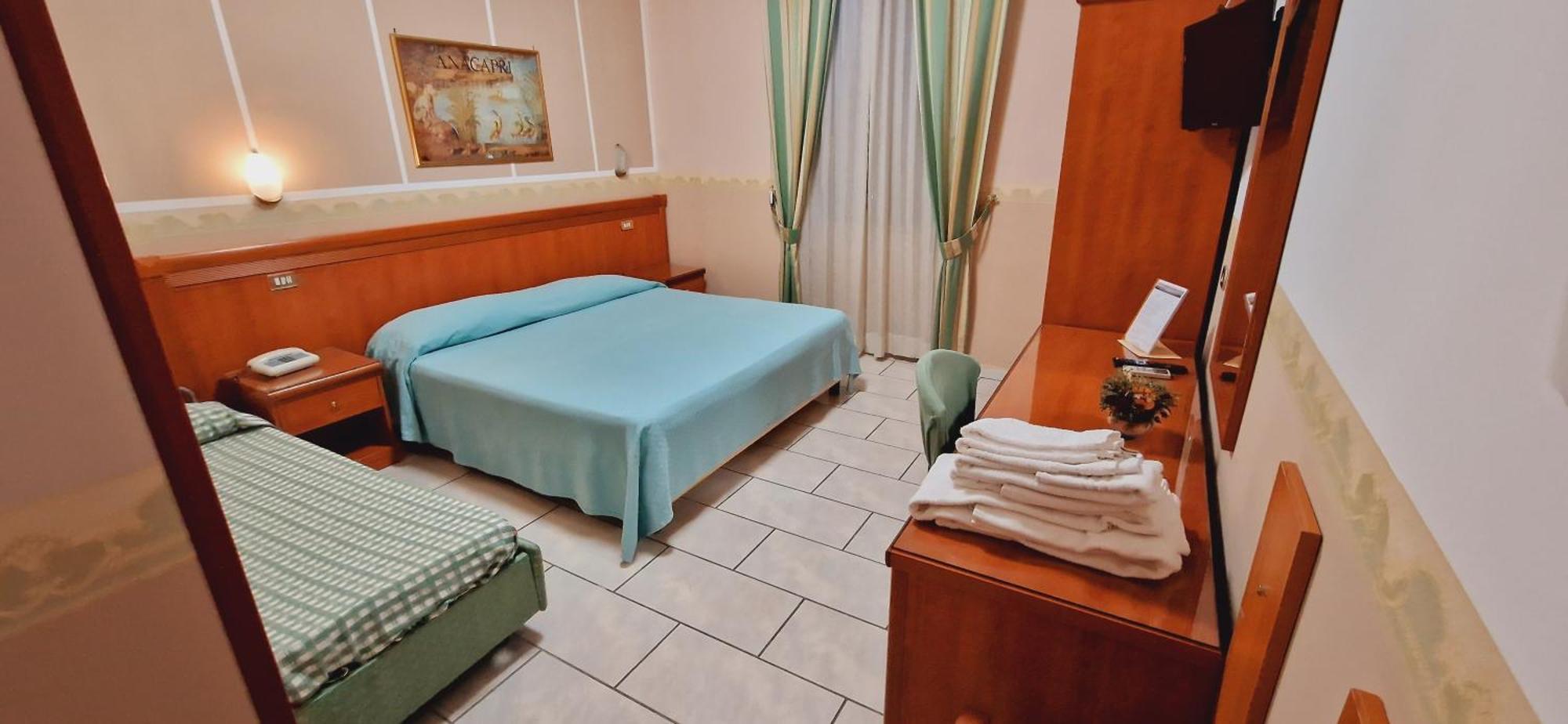Hotel Lento Melito di Napoli エクステリア 写真