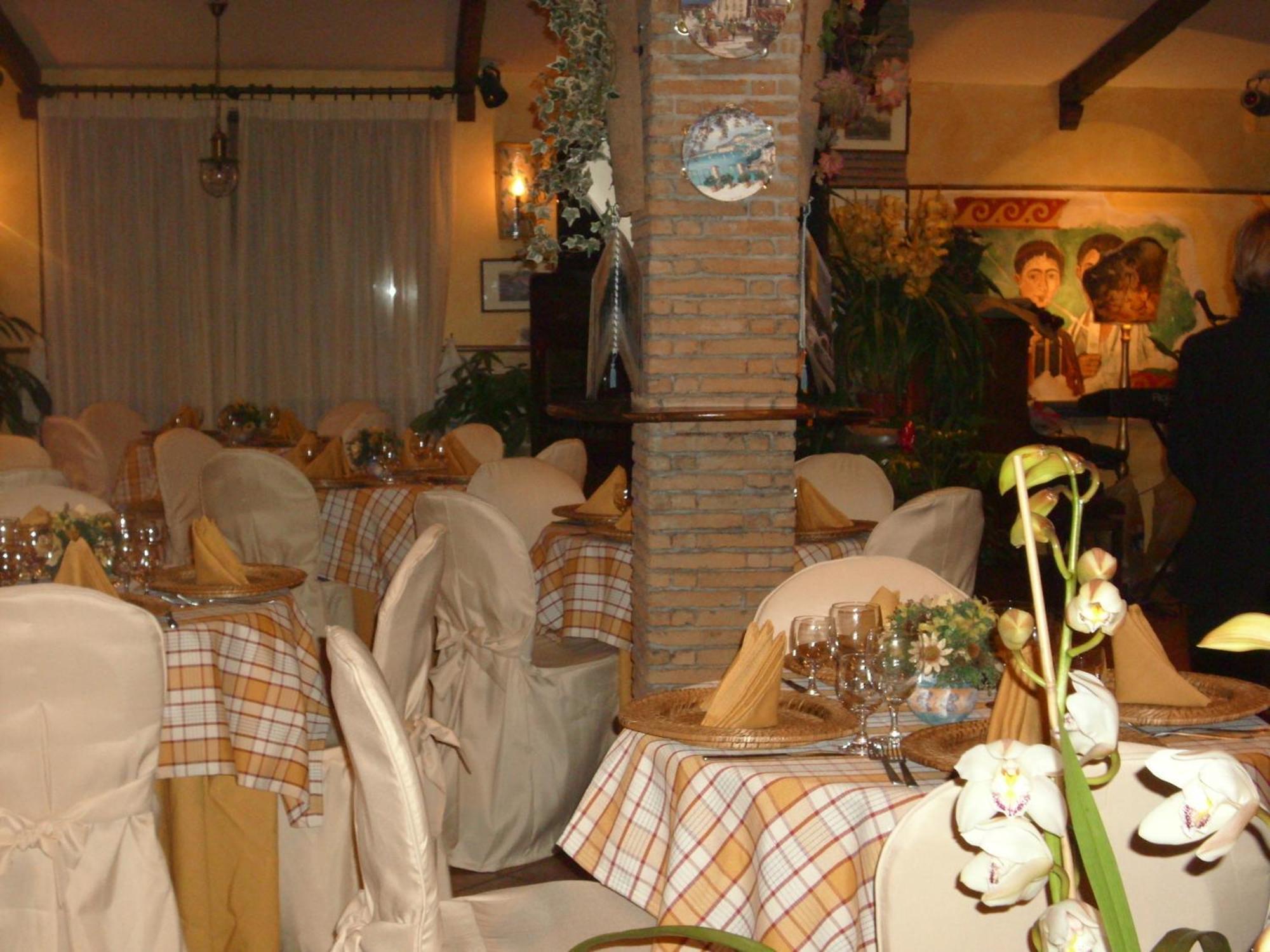 Hotel Lento Melito di Napoli エクステリア 写真
